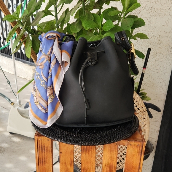 Vintage‎ Coach 9952 Lula's Legacy Black Leather Bucket Bag - Picture 5 of 11